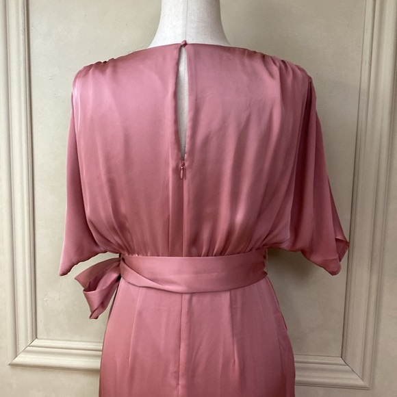 Express Satin V-neck Sleeveless Tie Waist Surplice Midi Dress - Picture 5 of 9